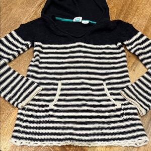 Roxy sweater